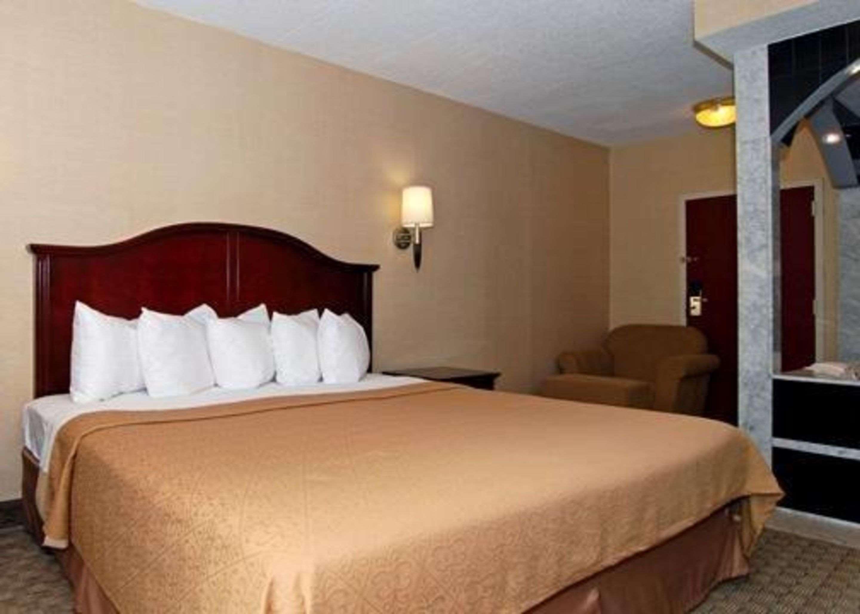 Quality Inn & Suites ベンセイラム 部屋 写真