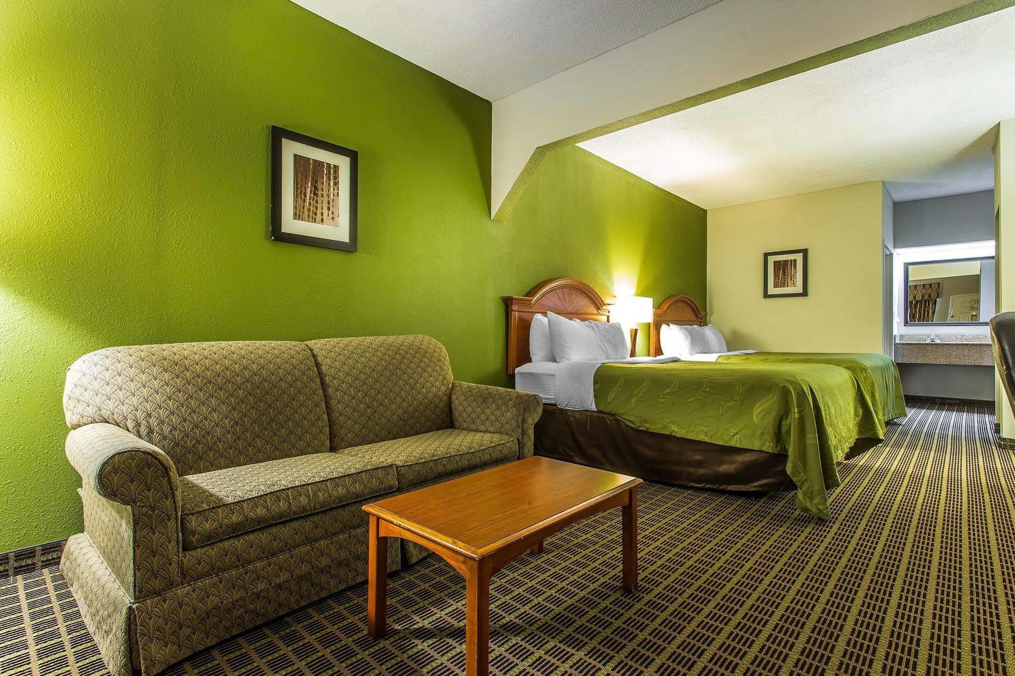 Quality Inn & Suites ベンセイラム エクステリア 写真
